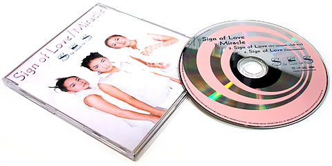 1999년 12월 08일 일본 5집 싱글 Sign of Love  Miracle.jpg