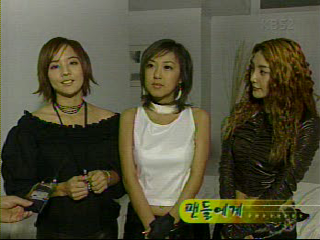 20021019 KBS2 연예가 중계.PNG